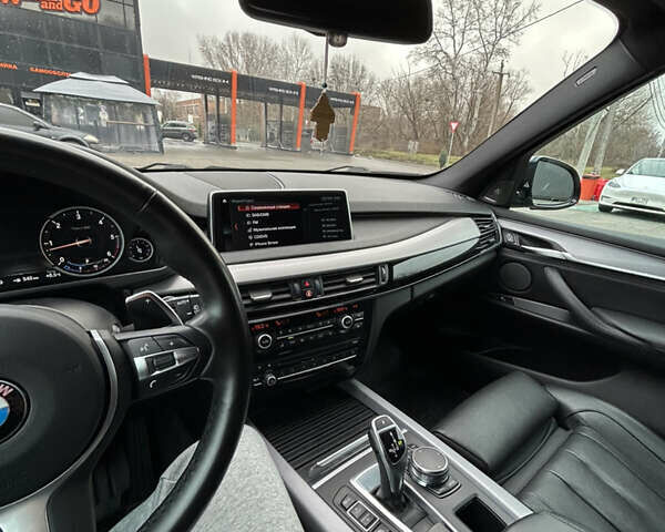 Сірий БМВ Х5, об'ємом двигуна 2.99 л та пробігом 67 тис. км за 45350 $, фото 34 на Automoto.ua