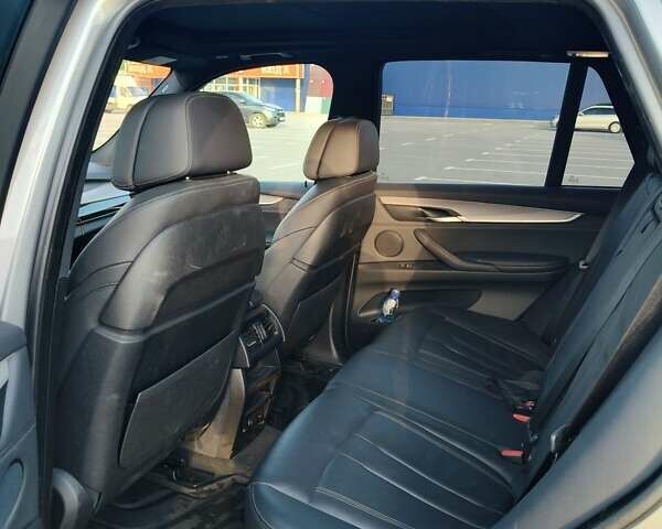 Серый БМВ Х5, объемом двигателя 2.99 л и пробегом 100 тыс. км за 42500 $, фото 10 на Automoto.ua