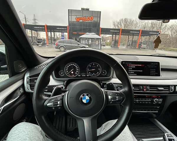 Сірий БМВ Х5, об'ємом двигуна 2.99 л та пробігом 67 тис. км за 45350 $, фото 35 на Automoto.ua