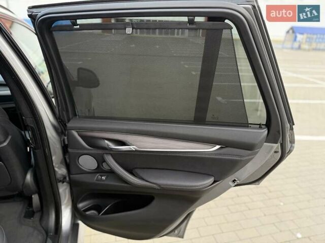 Сірий БМВ Х5, об'ємом двигуна 2.98 л та пробігом 116 тис. км за 35500 $, фото 29 на Automoto.ua