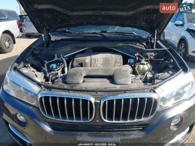 Серый БМВ Х5, объемом двигателя 3 л и пробегом 231 тыс. км за 9800 $, фото 3 на Automoto.ua