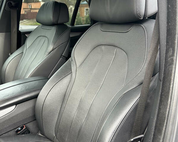 Сірий БМВ Х5, об'ємом двигуна 2.99 л та пробігом 67 тис. км за 45350 $, фото 21 на Automoto.ua