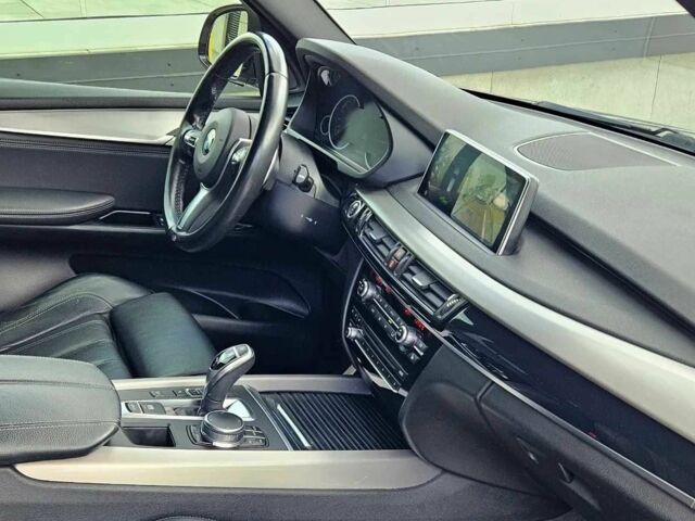 Серый БМВ Х5, объемом двигателя 2 л и пробегом 117 тыс. км за 24000 $, фото 13 на Automoto.ua