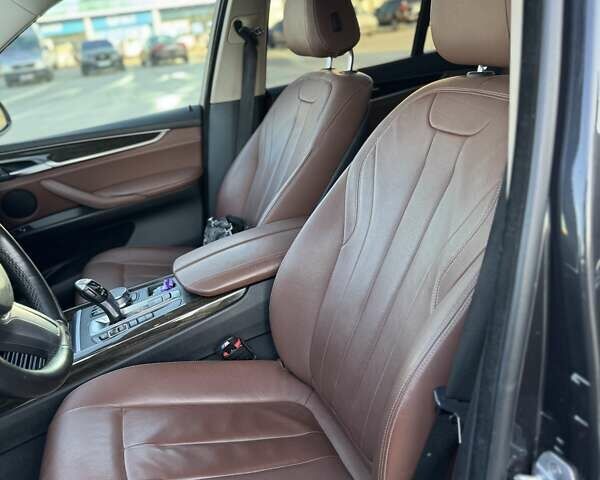 Серый БМВ Х5, объемом двигателя 2.99 л и пробегом 126 тыс. км за 37000 $, фото 11 на Automoto.ua