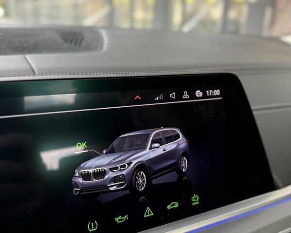 Серый БМВ Х5, объемом двигателя 3 л и пробегом 132 тыс. км за 54500 $, фото 96 на Automoto.ua