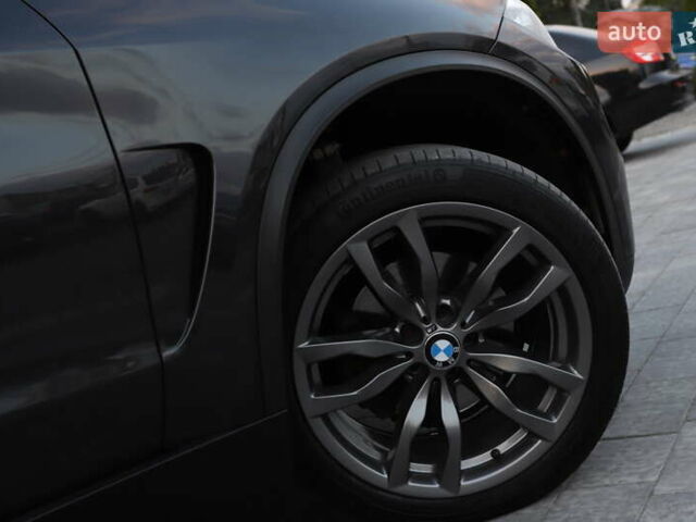 Серый БМВ Х5, объемом двигателя 3 л и пробегом 232 тыс. км за 29999 $, фото 35 на Automoto.ua