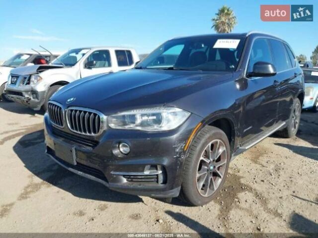 Серый БМВ Х5, объемом двигателя 3 л и пробегом 231 тыс. км за 9800 $, фото 1 на Automoto.ua