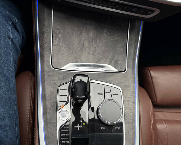 Серый БМВ Х5, объемом двигателя 2.99 л и пробегом 120 тыс. км за 52000 $, фото 3 на Automoto.ua