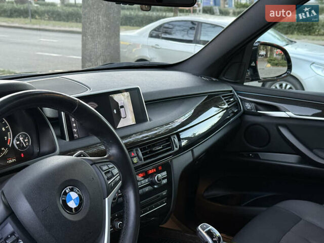 Серый БМВ Х5, объемом двигателя 2.98 л и пробегом 86 тыс. км за 29500 $, фото 33 на Automoto.ua