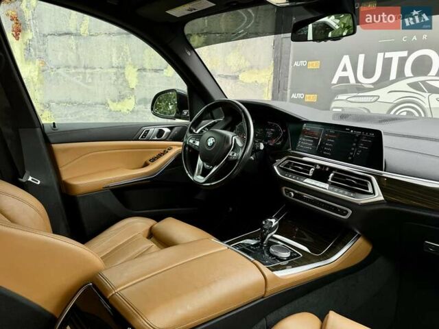 Серый БМВ Х5, объемом двигателя 3 л и пробегом 108 тыс. км за 53000 $, фото 12 на Automoto.ua