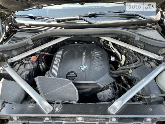 Серый БМВ Х5, объемом двигателя 2 л и пробегом 67 тыс. км за 58900 $, фото 20 на Automoto.ua