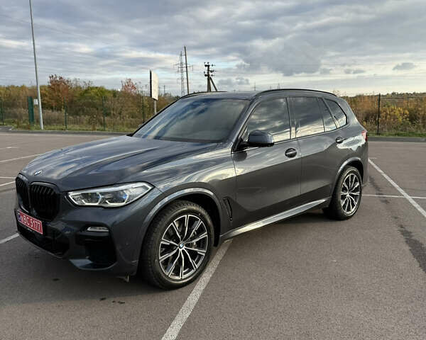 Серый БМВ Х5, объемом двигателя 4.39 л и пробегом 116 тыс. км за 58000 $, фото 1 на Automoto.ua