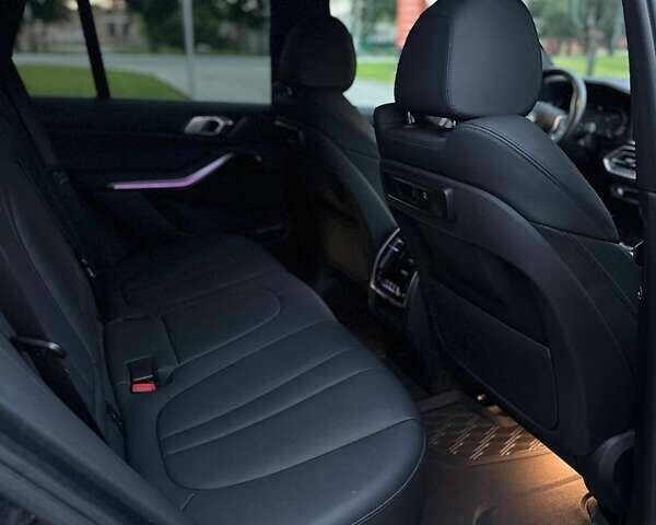Серый БМВ Х5, объемом двигателя 3 л и пробегом 110 тыс. км за 45000 $, фото 54 на Automoto.ua