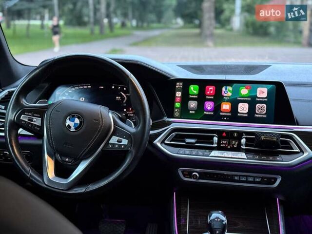 Серый БМВ Х5, объемом двигателя 3 л и пробегом 110 тыс. км за 45000 $, фото 63 на Automoto.ua