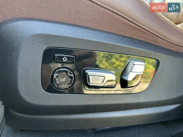 Сірий БМВ Х5, об'ємом двигуна 2.99 л та пробігом 114 тис. км за 68000 $, фото 20 на Automoto.ua