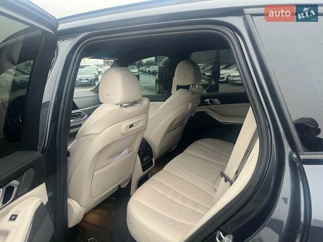 Серый БМВ Х5, объемом двигателя 3 л и пробегом 145 тыс. км за 48000 $, фото 31 на Automoto.ua