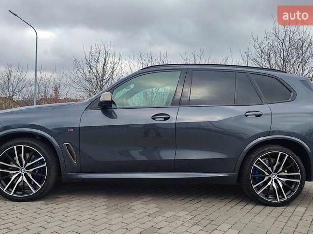 Серый БМВ Х5, объемом двигателя 2.99 л и пробегом 102 тыс. км за 69999 $, фото 4 на Automoto.ua