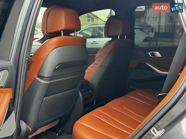 Серый БМВ Х5, объемом двигателя 2.99 л и пробегом 114 тыс. км за 63750 $, фото 56 на Automoto.ua