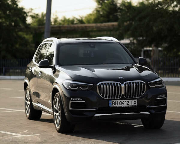 Сірий БМВ Х5, об'ємом двигуна 3 л та пробігом 87 тис. км за 51000 $, фото 1 на Automoto.ua