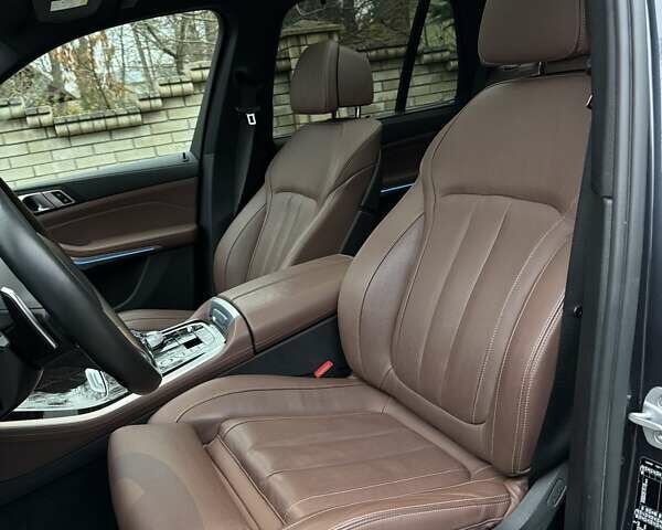 Серый БМВ Х5, объемом двигателя 3 л и пробегом 132 тыс. км за 61500 $, фото 34 на Automoto.ua