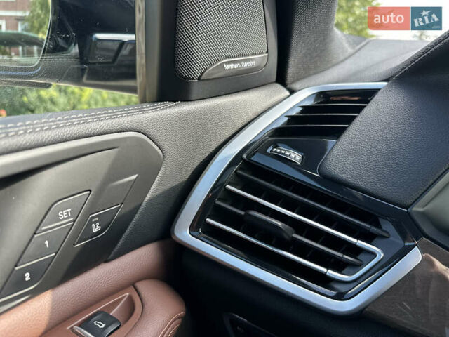 Сірий БМВ Х5, об'ємом двигуна 2.99 л та пробігом 114 тис. км за 68000 $, фото 25 на Automoto.ua