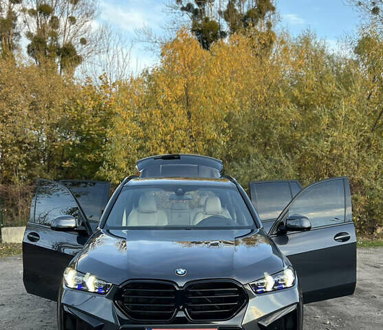 Серый БМВ Х5, объемом двигателя 3 л и пробегом 150 тыс. км за 48000 $, фото 4 на Automoto.ua