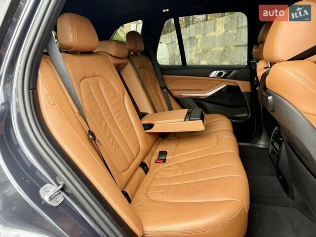 Серый БМВ Х5, объемом двигателя 3 л и пробегом 108 тыс. км за 53000 $, фото 10 на Automoto.ua