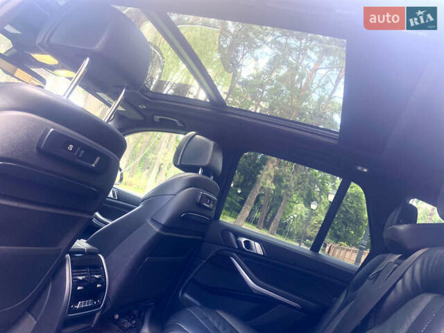 Серый БМВ Х5, объемом двигателя 3 л и пробегом 115 тыс. км за 44000 $, фото 16 на Automoto.ua