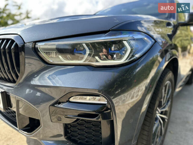 Сірий БМВ Х5, об'ємом двигуна 2.99 л та пробігом 114 тис. км за 68000 $, фото 4 на Automoto.ua