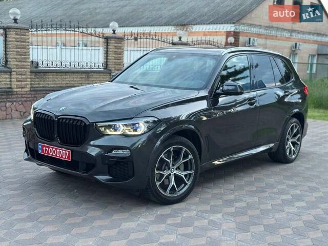 Серый БМВ Х5, объемом двигателя 3 л и пробегом 110 тыс. км за 45000 $, фото 3 на Automoto.ua