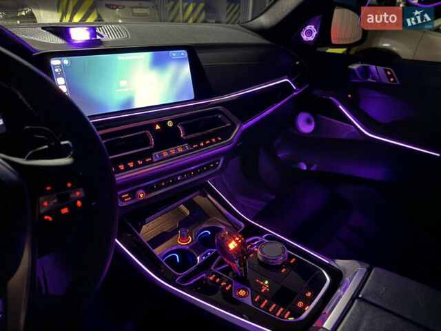 Серый БМВ Х5, объемом двигателя 3 л и пробегом 105 тыс. км за 65000 $, фото 20 на Automoto.ua