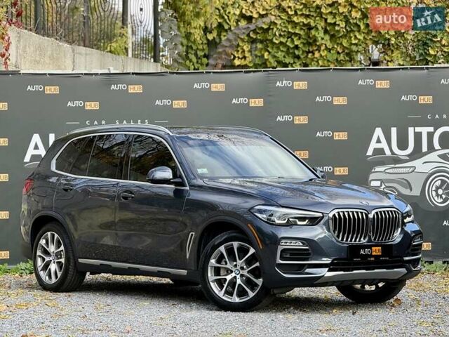 Серый БМВ Х5, объемом двигателя 3 л и пробегом 108 тыс. км за 53000 $, фото 1 на Automoto.ua