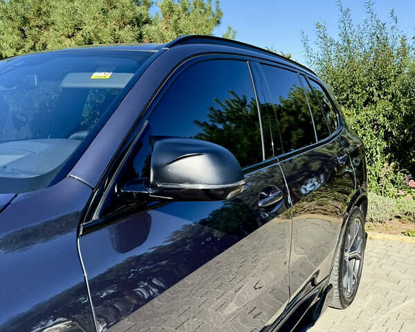 БМВ Х5 2019 в Черновцах на Automoto.ua Серый БМВ Х5, объемом двигателя 3 л и пробегом 130 тыс. км за 60000 $, фото 11 на Automoto.ua