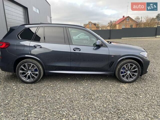 Серый БМВ Х5, объемом двигателя 2.99 л и пробегом 62 тыс. км за 67500 $, фото 4 на Automoto.ua