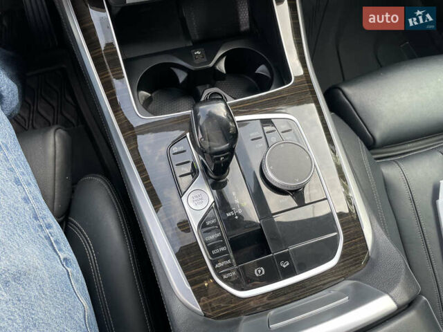 Серый БМВ Х5, объемом двигателя 3 л и пробегом 169 тыс. км за 39000 $, фото 14 на Automoto.ua