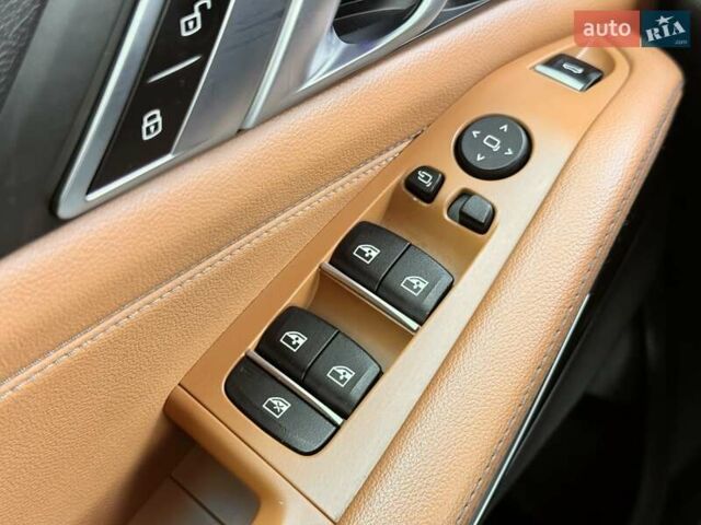 Серый БМВ Х5, объемом двигателя 3 л и пробегом 108 тыс. км за 53000 $, фото 24 на Automoto.ua