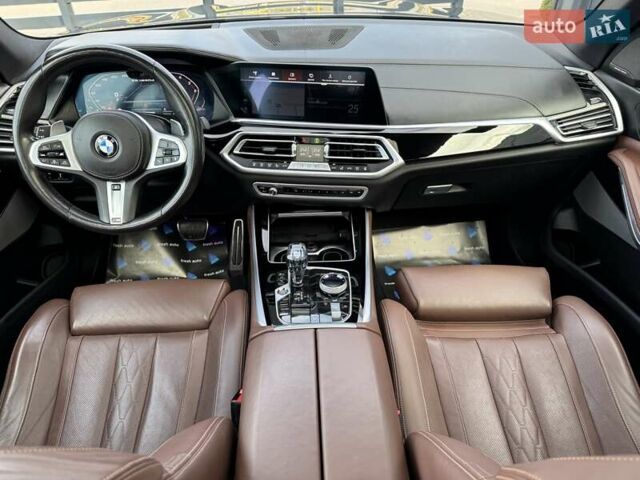 Серый БМВ Х5, объемом двигателя 3 л и пробегом 143 тыс. км за 71900 $, фото 3 на Automoto.ua