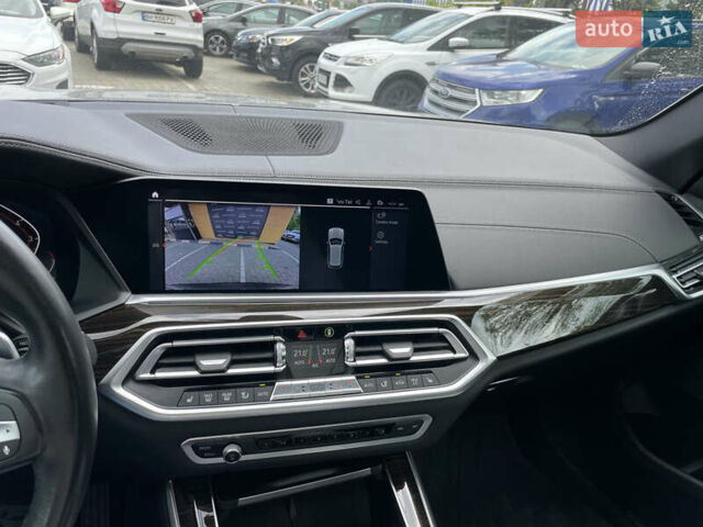 Серый БМВ Х5, объемом двигателя 3 л и пробегом 149 тыс. км за 41900 $, фото 13 на Automoto.ua