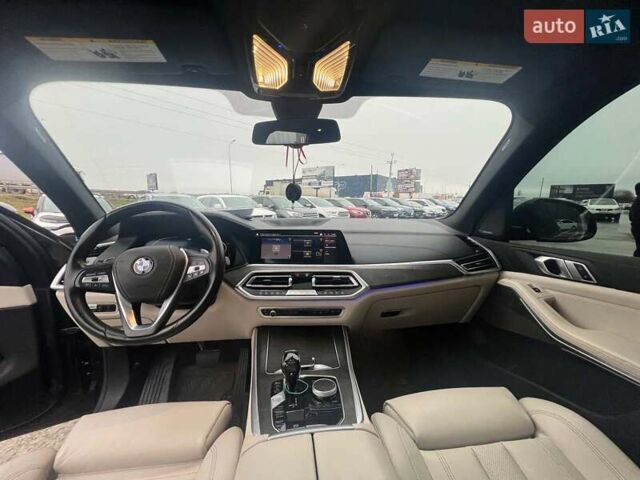 Серый БМВ Х5, объемом двигателя 3 л и пробегом 145 тыс. км за 48000 $, фото 30 на Automoto.ua