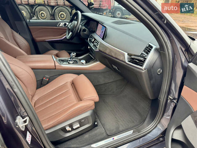 Серый БМВ Х5, объемом двигателя 2.99 л и пробегом 183 тыс. км за 54999 $, фото 23 на Automoto.ua