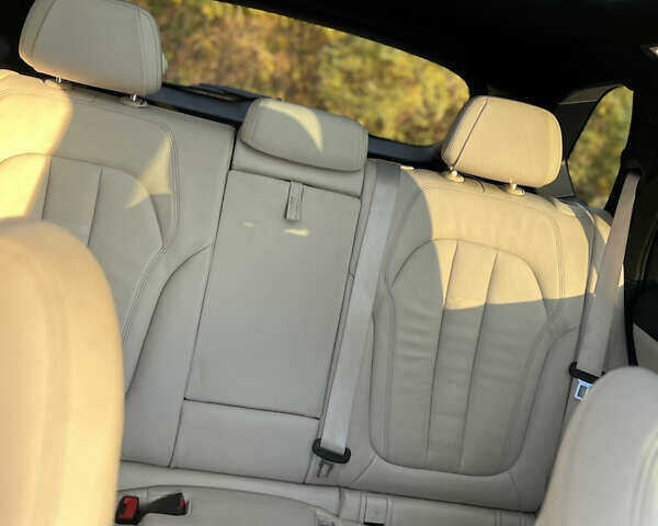 Серый БМВ Х5, объемом двигателя 3 л и пробегом 150 тыс. км за 48000 $, фото 32 на Automoto.ua