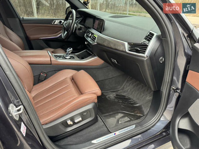 Серый БМВ Х5, объемом двигателя 3 л и пробегом 178 тыс. км за 58950 $, фото 32 на Automoto.ua