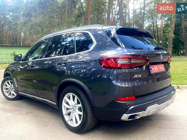 Серый БМВ Х5, объемом двигателя 3 л и пробегом 115 тыс. км за 44000 $, фото 4 на Automoto.ua