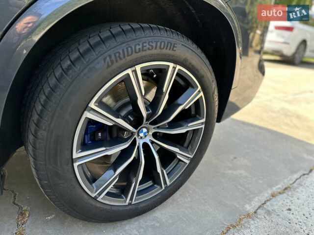 Сірий БМВ Х5, об'ємом двигуна 2.99 л та пробігом 114 тис. км за 68000 $, фото 35 на Automoto.ua