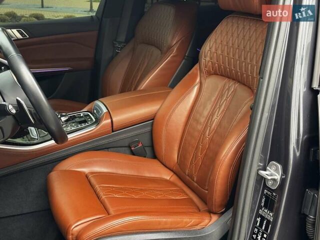 Серый БМВ Х5, объемом двигателя 2.99 л и пробегом 114 тыс. км за 63750 $, фото 36 на Automoto.ua