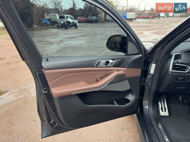 Серый БМВ Х5, объемом двигателя 2.99 л и пробегом 183 тыс. км за 54999 $, фото 10 на Automoto.ua