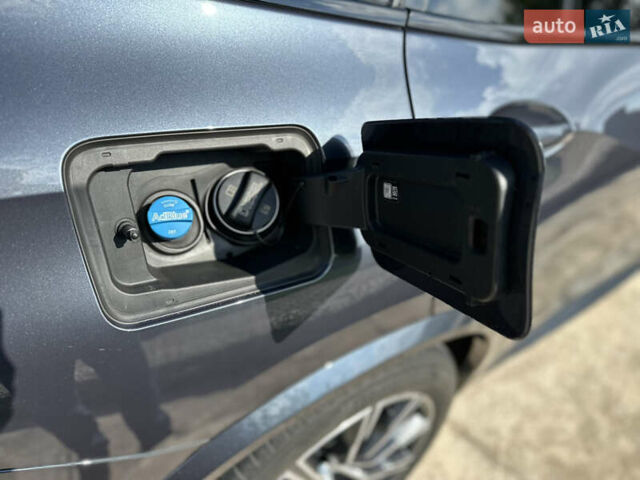 Сірий БМВ Х5, об'ємом двигуна 2.99 л та пробігом 114 тис. км за 68000 $, фото 30 на Automoto.ua