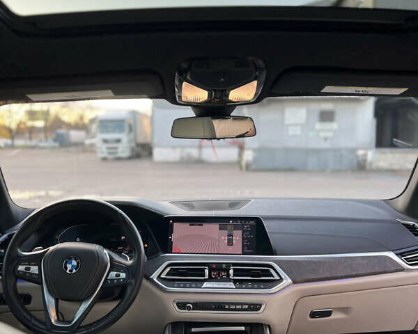 Серый БМВ Х5, объемом двигателя 3 л и пробегом 150 тыс. км за 48000 $, фото 18 на Automoto.ua