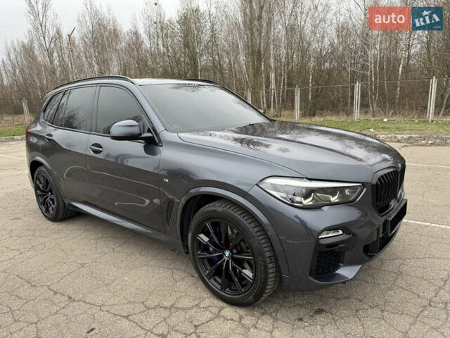 Серый БМВ Х5, объемом двигателя 3 л и пробегом 178 тыс. км за 58950 $, фото 6 на Automoto.ua