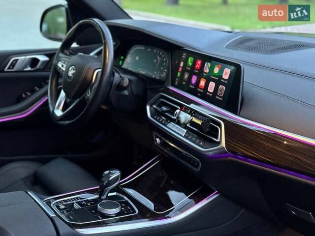 Серый БМВ Х5, объемом двигателя 3 л и пробегом 110 тыс. км за 45000 $, фото 60 на Automoto.ua
